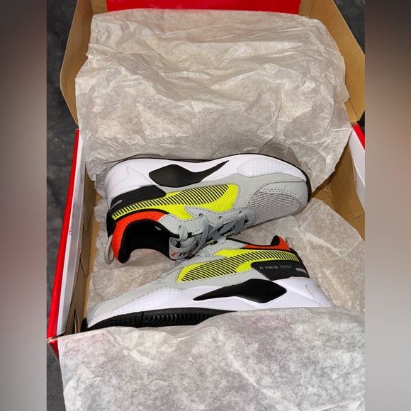 Puma RS-X Hard Drive PS size 12.5 kids high rise-yellow alert (Brand new in box) - Picture 3 of 11